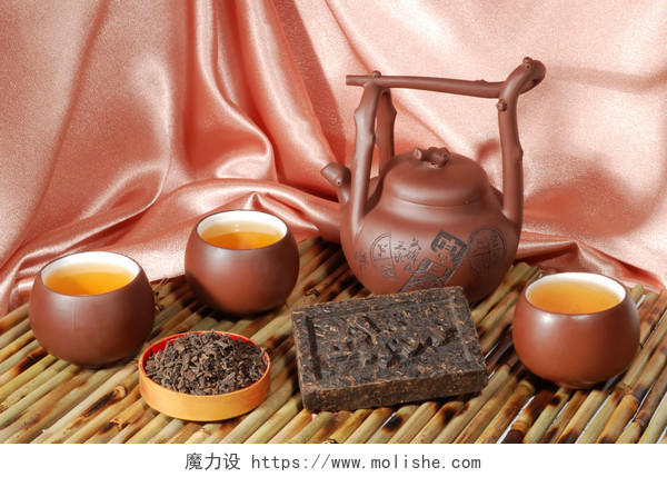 丝绸背景泡茶茶具茶壶茶杯茶叶茶文化传统二十四节气24节气谷雨